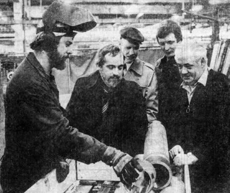 Kjell Fransson, left, dwith Jan-Olof Olsson, P.K. Rusch, and Sven Stenquist - along with union representative Asbjörn Fagerlund.jpeg